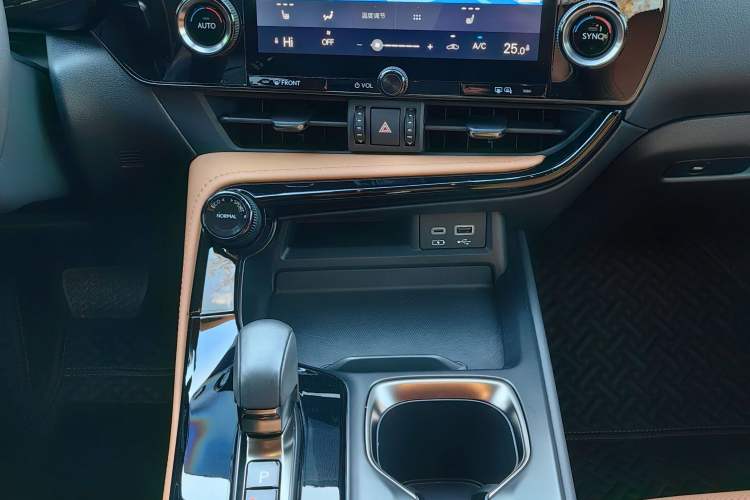 Used Lexus NX 2022 260 Front-Wheel Drive Chuan Yue Edition Interior 5
