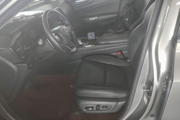 Used Lexus NX 2022 350h Front-Wheel-Drive Innovation Edition Left Front Seat