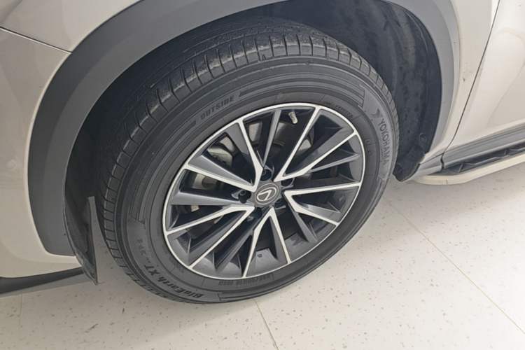 Used Lexus NX 2022 260 Front-Wheel Drive Chuanchi Edition Left Front Wheel Hub