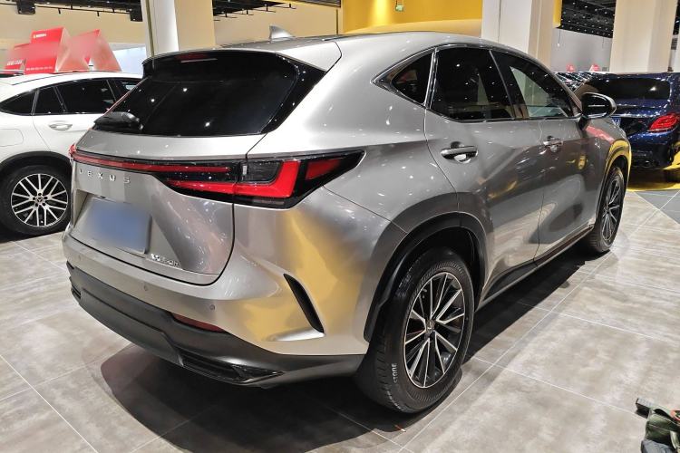 Used Lexus NX 2022 350h Front-Wheel-Drive Innovation Edition Rear Right 45 Deg