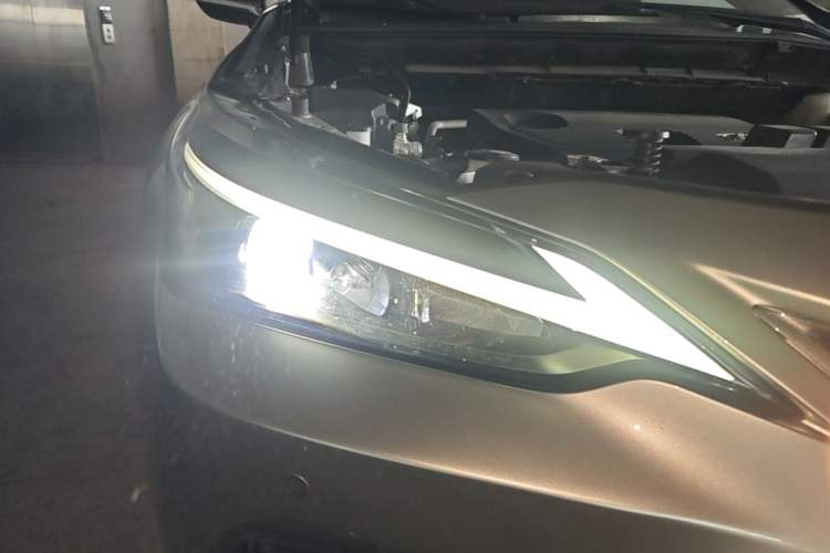 Used Lexus NX 2022 260 Front-Wheel Drive Chuan Yue Edition Right Front Headlight