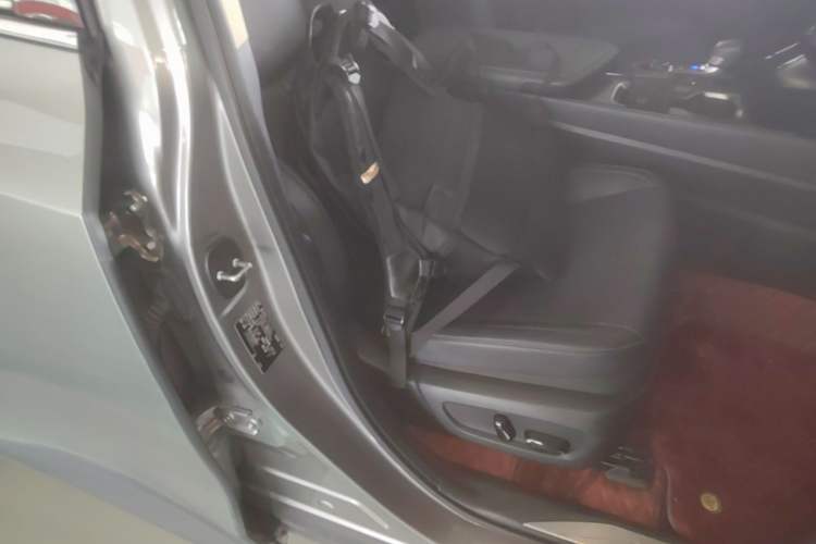 Used Lexus NX 2022 350h Front-Wheel-Drive Innovation Edition Right Front Seat
