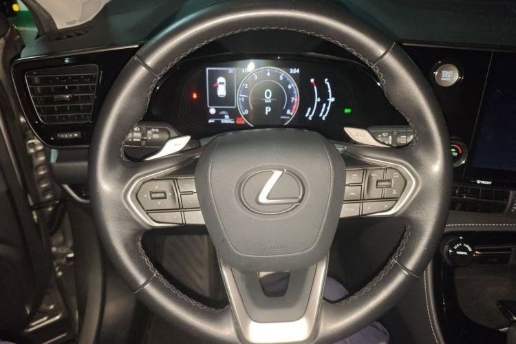 Used Lexus NX 2022 260 Front-Wheel Drive Chuanchi Edition Steering Wheel