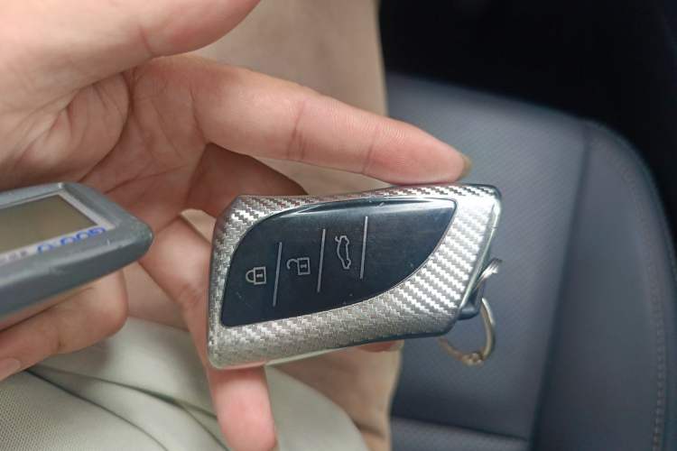 Used Lexus NX 2022 350h Front-Wheel-Drive Innovation Edition Vehicle Key