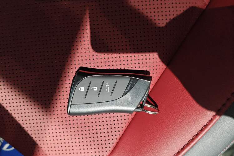 Used Lexus NX 2022 350h Front-Wheel-Drive Innovation Edition Vehicle Key