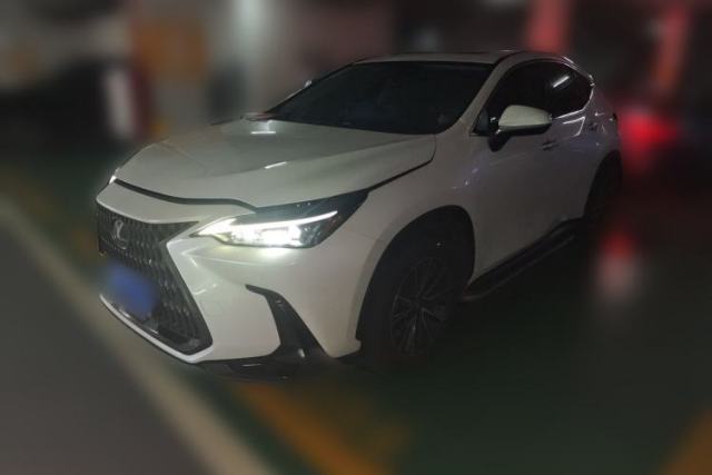 Lexus NX 2022 350h Front-Wheel-Drive Innovation Edition d’occasion