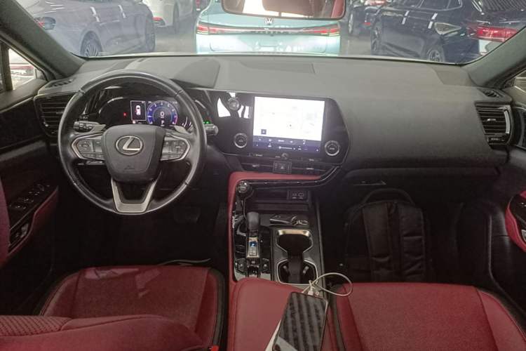 Used Lexus NX 2022 260 Front-Wheel Drive Chuan Yue Edition Center Console