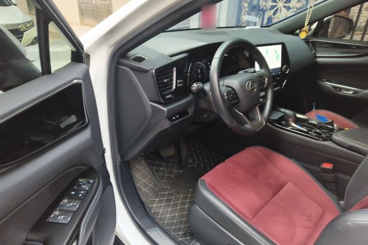 Used Lexus NX 2022 350h Front-Wheel Drive Xinchichi Edition Driver Seat