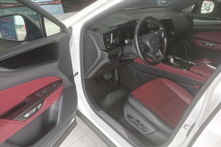Used Lexus NX 2022 260 Front-Wheel Drive Chuan Yue Edition Driver Seat