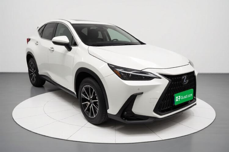 Used Lexus NX 2022 350h Front-Wheel-Drive Innovation Edition Exterior 2