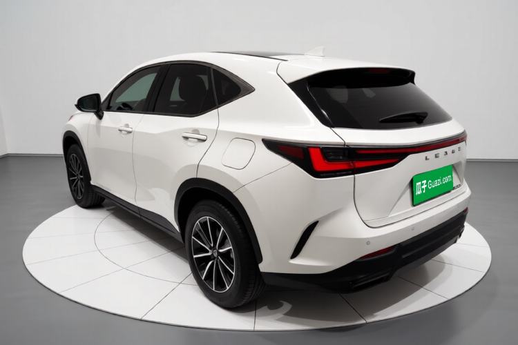 Used Lexus NX 2022 350h Front-Wheel-Drive Innovation Edition Exterior 3