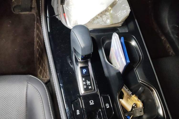 Used Lexus NX 2022 260 Front-Wheel Drive Chuan Yue Edition Gear Lever