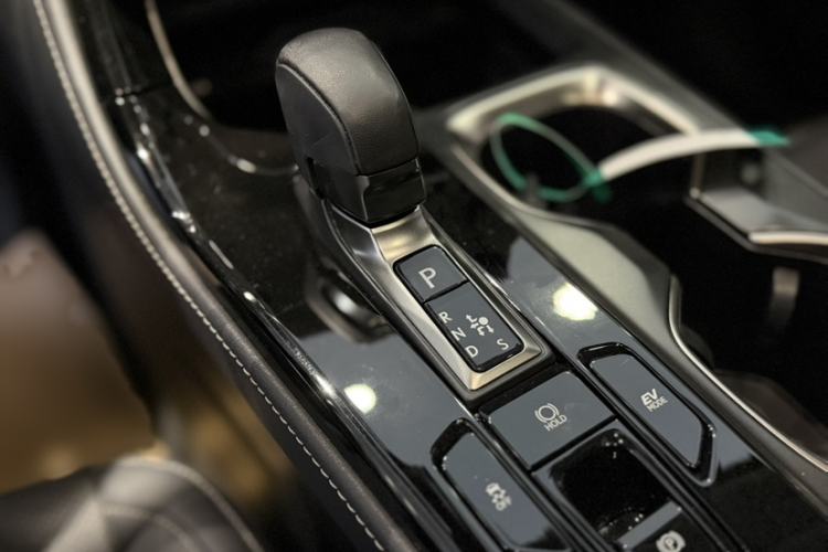 Used Lexus NX 2022 350h Front-Wheel-Drive Innovation Edition Gear Lever