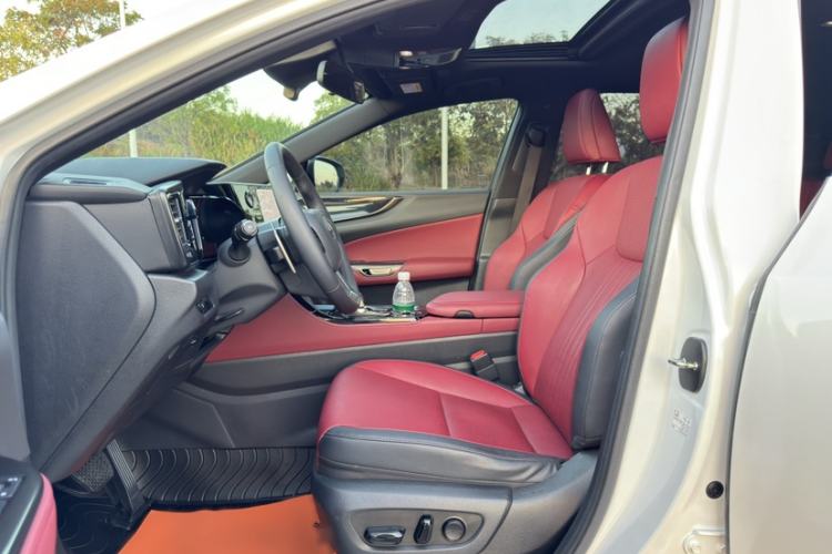 Used Lexus NX 2022 260 Front-Wheel Drive Chuan Yue Edition Interior 4