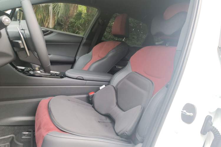 Used Lexus NX 2022 260 Front-Wheel Drive Chuanchi Edition Left Front Seat