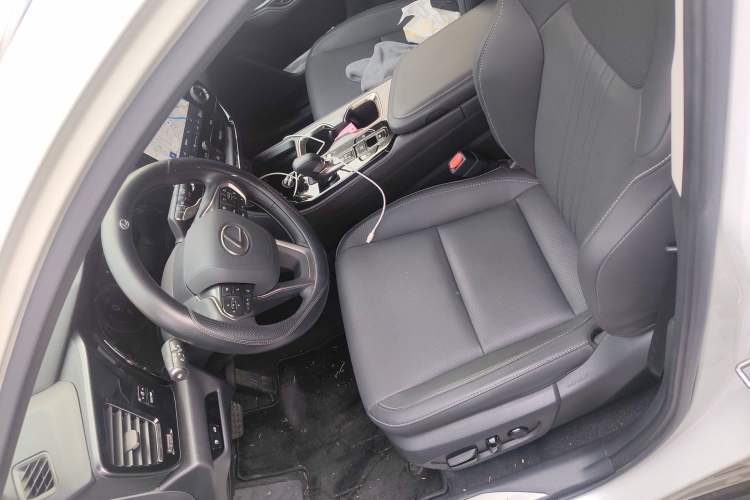 Used Lexus NX 2022 350h Front-Wheel-Drive Innovation Edition Left Front Seat