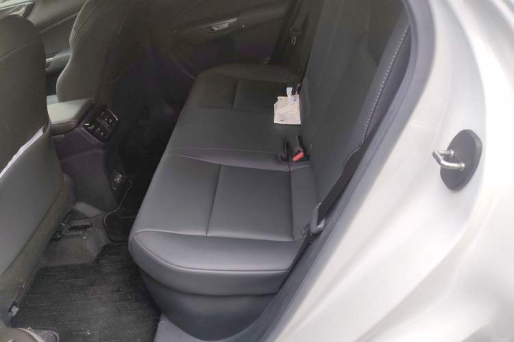 Used Lexus NX 2022 350h Front-Wheel-Drive Innovation Edition Left Rear Seat