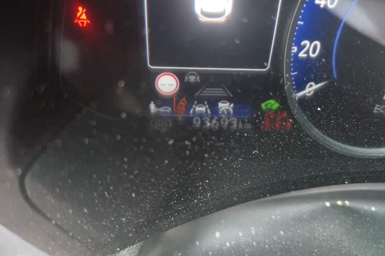 Used Lexus NX 2022 350h Front-Wheel-Drive Innovation Edition Odometer Close Up