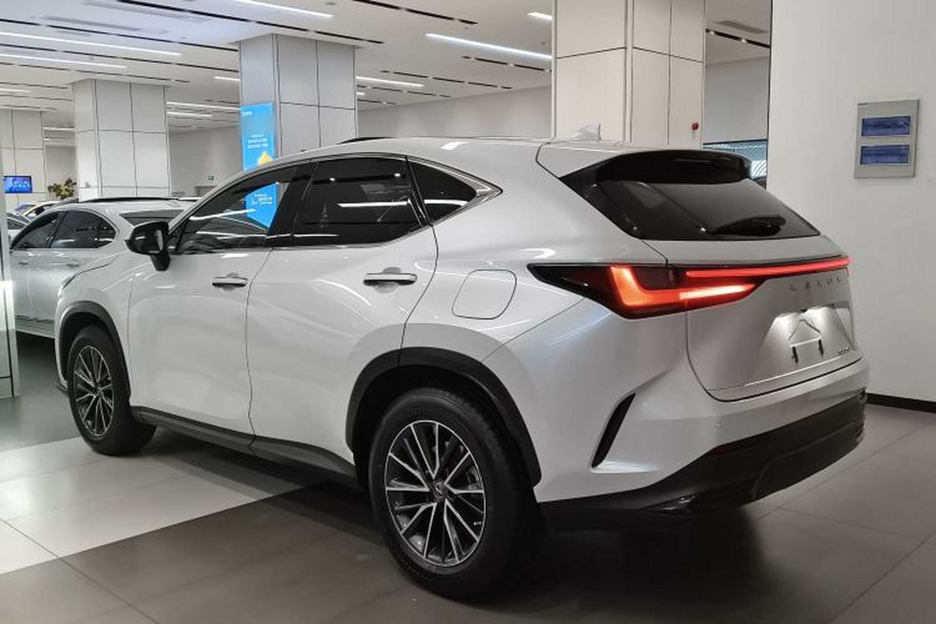 Used Lexus NX 2022 260 Front-Wheel Drive Chuan Yue Edition Rear Left 45 Deg
