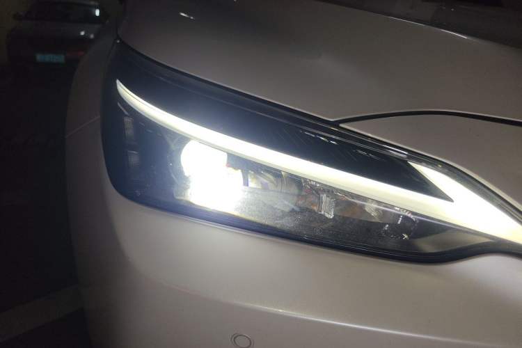 Used Lexus NX 2022 260 Front-Wheel Drive Chuanchi Edition Right Front Headlight