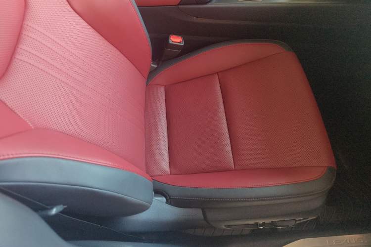 Used Lexus NX 2022 260 Front-Wheel Drive Chuan Yue Edition Right Front Seat