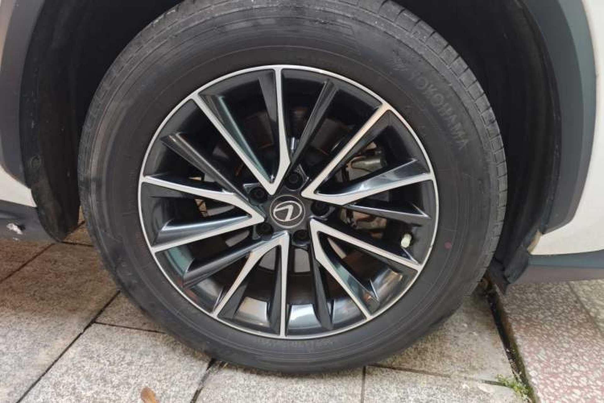 Used Lexus NX 2022 260 Front-Wheel Drive Chuanchi Edition Right Front Wheel Hub