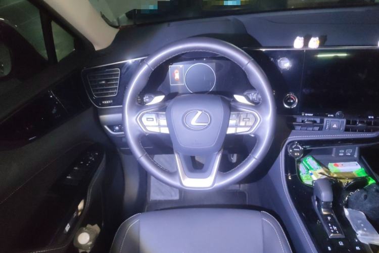 Used Lexus NX 2022 350h Front-Wheel-Drive Innovation Edition Steering Wheel