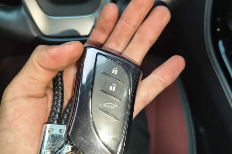 Used Lexus NX 2022 350h Front-Wheel Drive Xinchichi Edition Vehicle Key