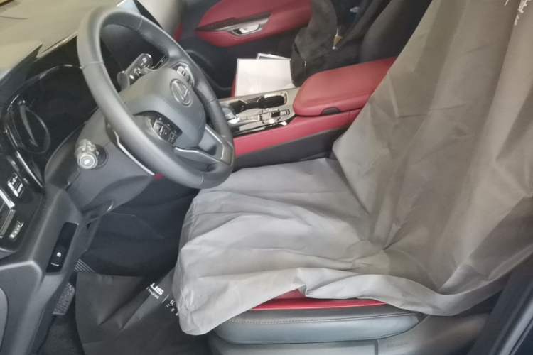 Used Lexus NX 2023 260 Front-Wheel Drive Chuan Yue Edition Left Front Seat