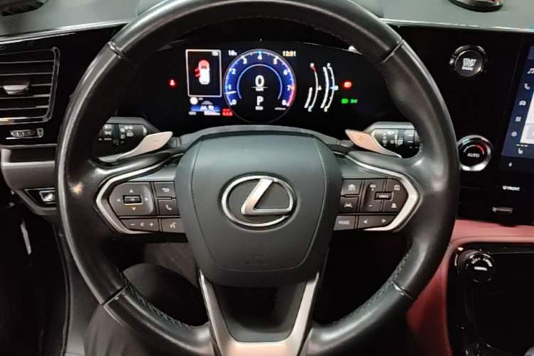 Used Lexus NX 2023 260 Front-Wheel Drive Chuan Yue Edition Steering Wheel