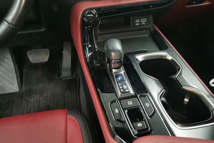 Used Lexus NX 2023 260 Front-Wheel Drive Chuan Yue Edition Gear Lever
