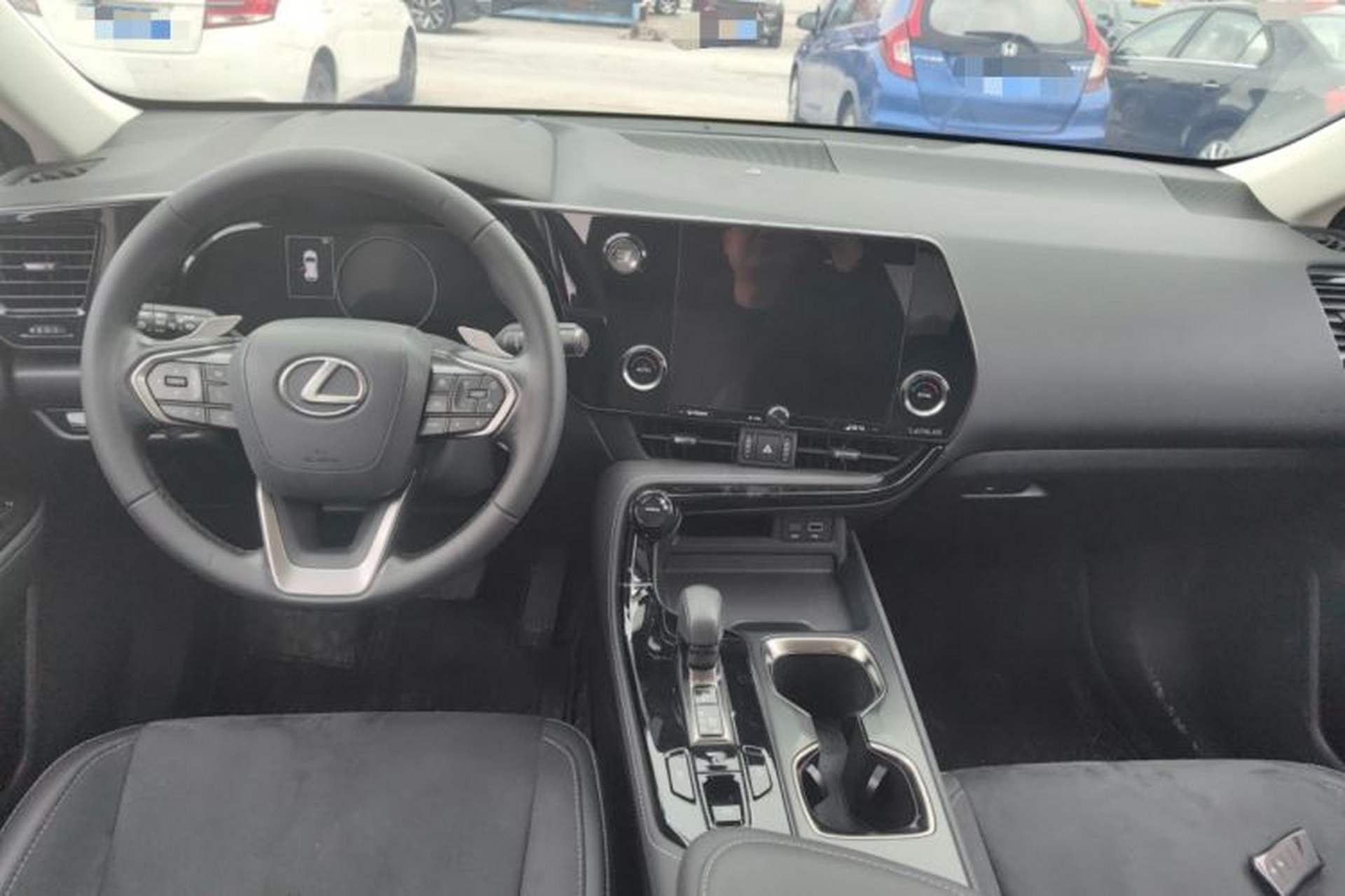 Used Lexus NX 2023 260 Front-Wheel Drive Chuanchi Edition Center Console