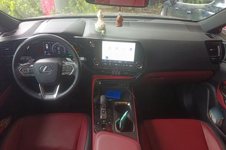 Used Lexus NX 2023 350h Front-Wheel-Drive Chuan Yue Edition Center Console