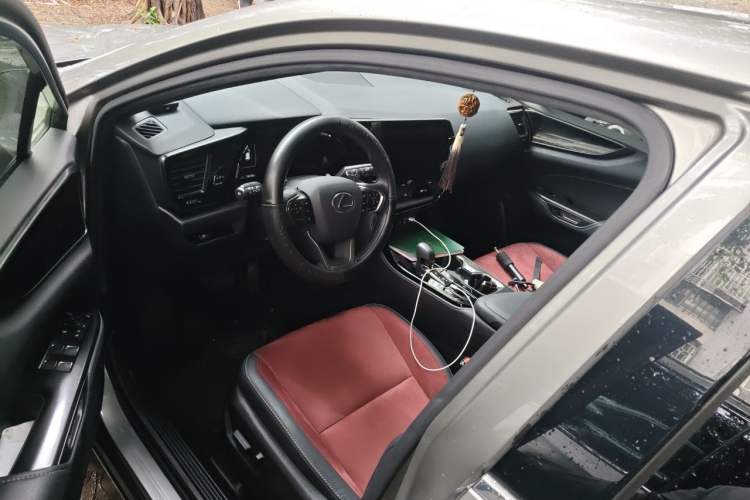 Used Lexus NX 2023 260 Front-Wheel Drive Chuanchi Edition Driver Seat