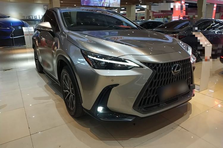 Used Lexus NX 2023 350h Front-Wheel-Drive Chuan Yue Edition Front Right 45 Deg