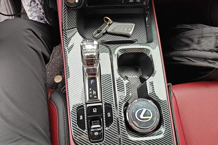 Used Lexus NX 2023 260 Front-Wheel Drive Chuan Yue Edition Gear Lever