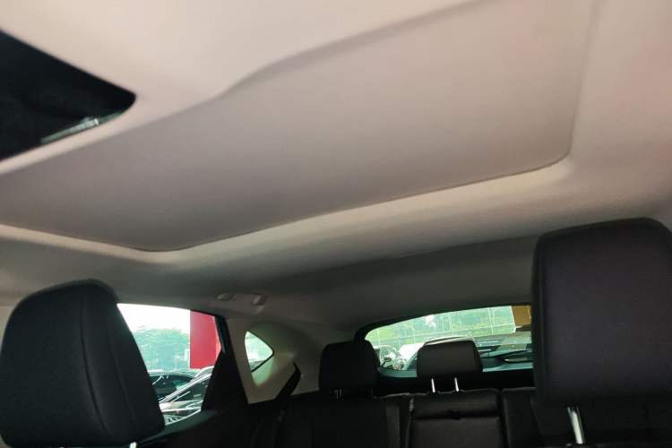 Used Lexus NX 2023 350h Front-Wheel-Drive Chuan Yue Edition Headliner