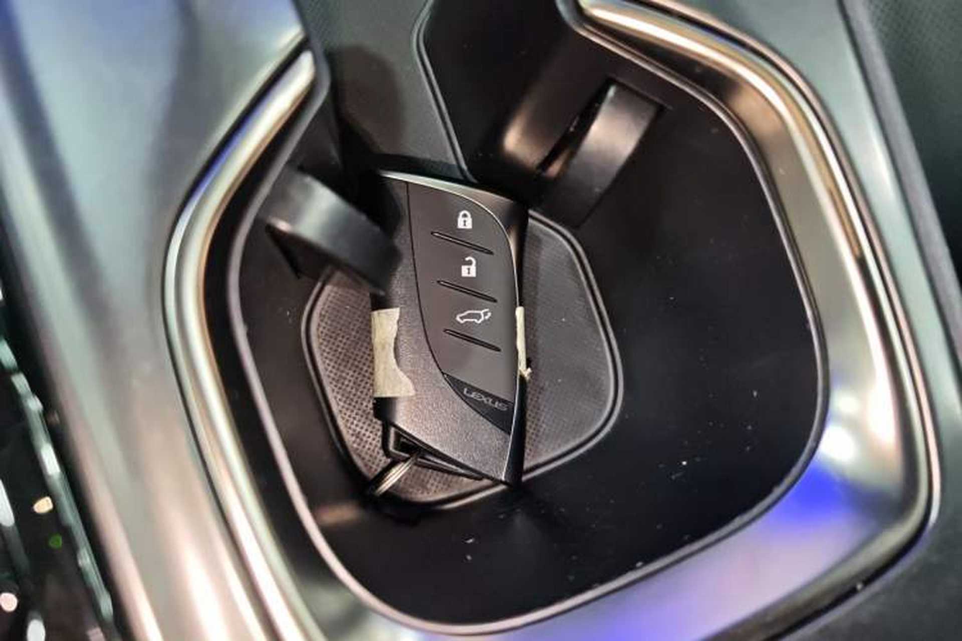 Used Lexus NX 2023 350h Front-Wheel-Drive Chuan Yue Edition Interior 1