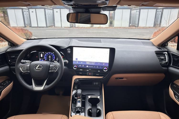 Used Lexus NX 2023 260 Front-Wheel Drive ChuanYou Special Edition Interior 2