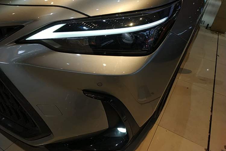 Used Lexus NX 2023 350h Front-Wheel-Drive Chuan Yue Edition Left Front Headlight