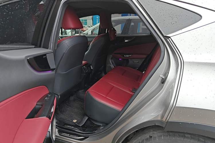 Used Lexus NX 2023 260 Front-Wheel Drive Chuan Yue Edition Left Rear Seat