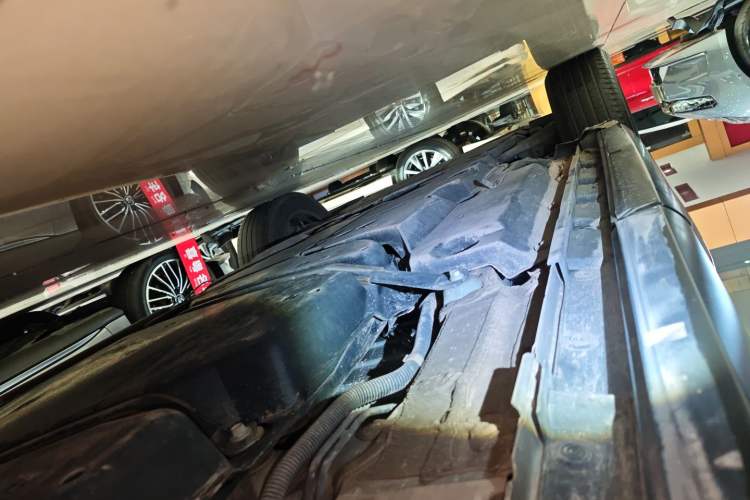 Used Lexus NX 2023 350h Front-Wheel-Drive Chuan Yue Edition Left Side Sill