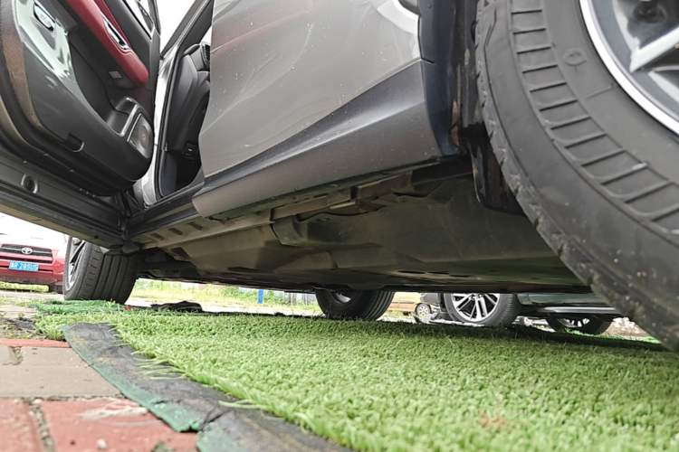 Used Lexus NX 2023 260 Front-Wheel Drive Chuan Yue Edition Left Side Sill