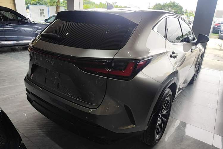 Used Lexus NX 2023 350h Front-Wheel-Drive Xinchichi Version Rear Right 45 Deg