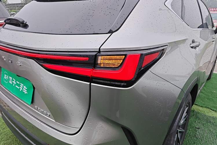 Used Lexus NX 2023 260 Front-Wheel Drive Chuan Yue Edition Right Rear Taillight