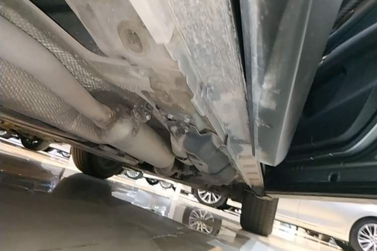 Used Lexus NX 2023 350h Front-Wheel-Drive Chuan Yue Edition Right Side Sill
