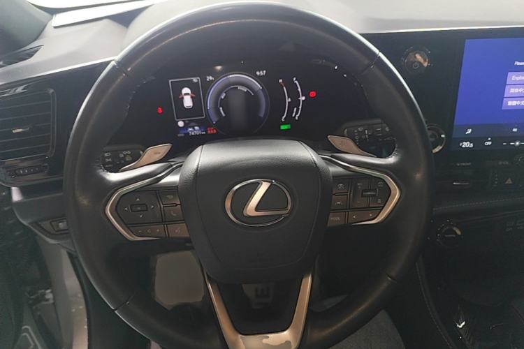 Used Lexus NX 2023 350h Front-Wheel-Drive Xinchichi Version Steering Wheel