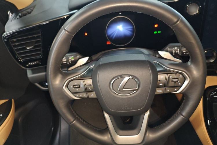 Used Lexus NX 2023 260 Front-Wheel Drive ChuanYou Special Edition Steering Wheel