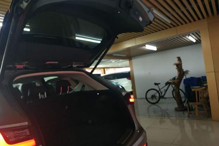 Used Lexus NX 2023 350h Front-Wheel-Drive Chuan Yue Edition Trunk