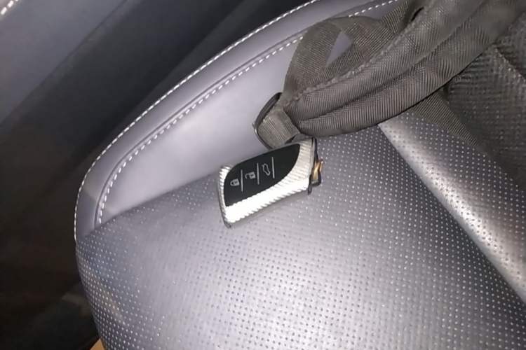 Used Lexus NX 2023 350h Front-Wheel-Drive Chuan Yue Edition Vehicle Key